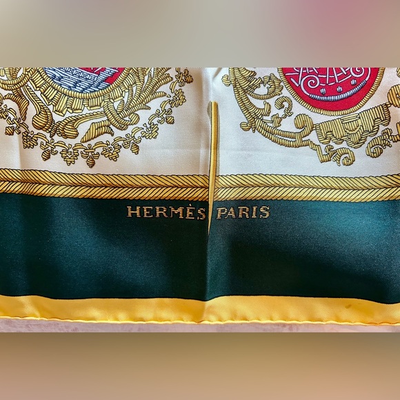 NEW Authentic Hermes Silk Scarf - Picture 3 of 3